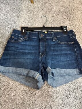 7 For All Mankind Jean Shorts Sz 28